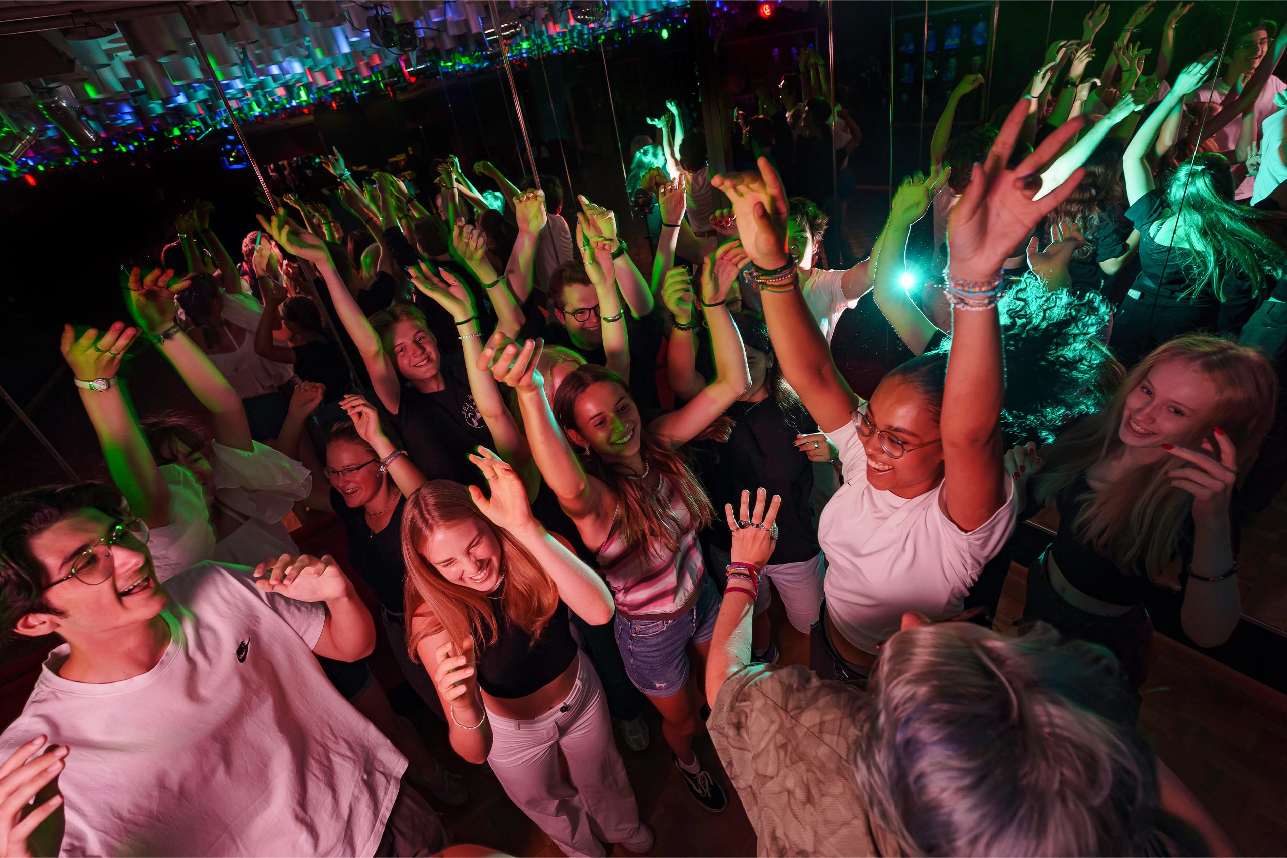 Soziales Engagement - 6